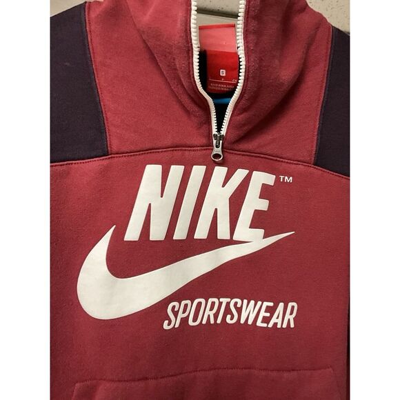 Nike Womens Pullover Sweatshirt‎ Size Small Red/Burgundy Colorblock Retro Style - Picture 2 of 7